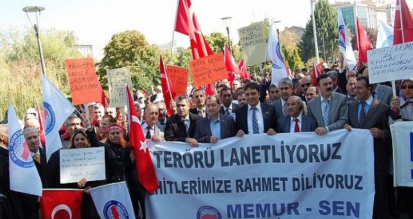 Memur-Sen Hain Saldırı İle İlgili Basın Açıklaması Yaptı