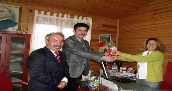 İZMİR ŞUBESİNDEN FARKLI KADINLAR GÜNÜ ETKİNLİĞİ