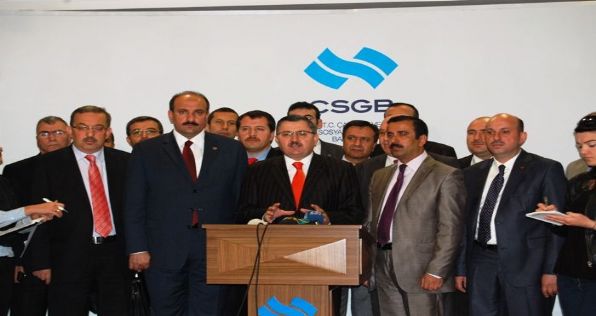 Memur-Sen, Kendi Eylem Kararını Alabilecek İradeye Sahiptir