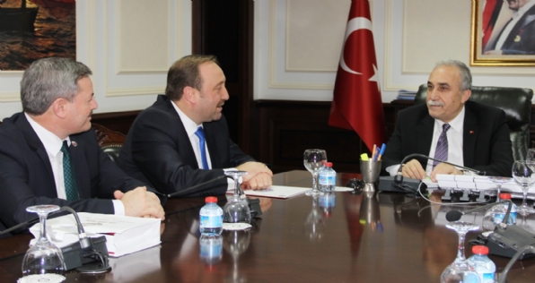 GTHB’DE SINAV TARİHİNİ BEKLEYEN ÇALIŞANLARIMIZA MÜJDE