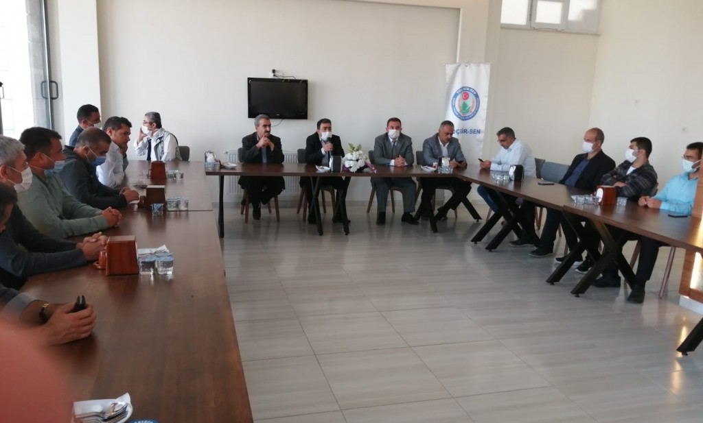 Malatya Şube Başkanlığı Yazıhan İlçe Tarım ve Orman Müdürlüğü Personeli ile Eğitim ve İstişare Toplantısı Yaptı