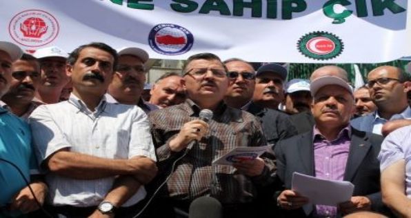 "Akan Kana Seyirci Kalanlar, Darbeciler Kadar Kirlidir"