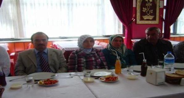 Burdur İl Temsilciliği Anneler Gününü Annlerle  Kutladı.