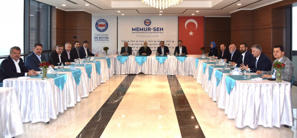 Bakan Selçuk’tan Memur-Sen’e Ziyaret