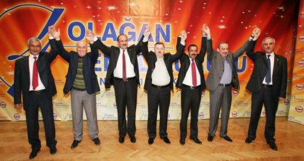 GÜNAY KAYA MEMUR-SEN GENEL SEKRETERLİĞİNE SEÇİLDİ