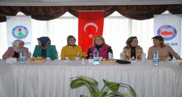 Afyonkarahisarda Kadınlar Günü Coşkuyla Kutlandı