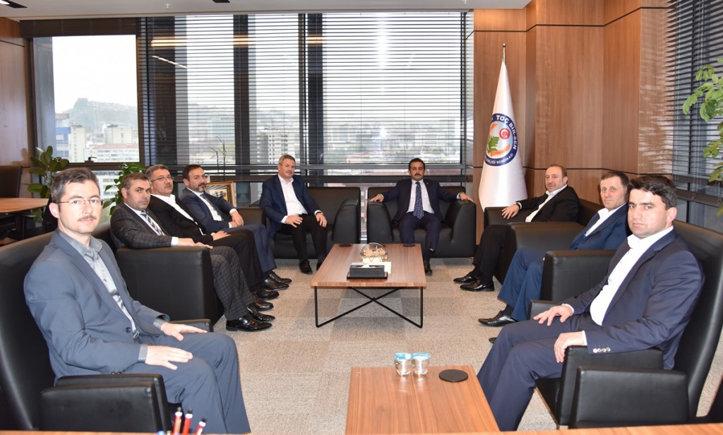 BAKAN YARDIMCISI AKSU’DAN TOÇ BİR-SEN’E ZİYARET