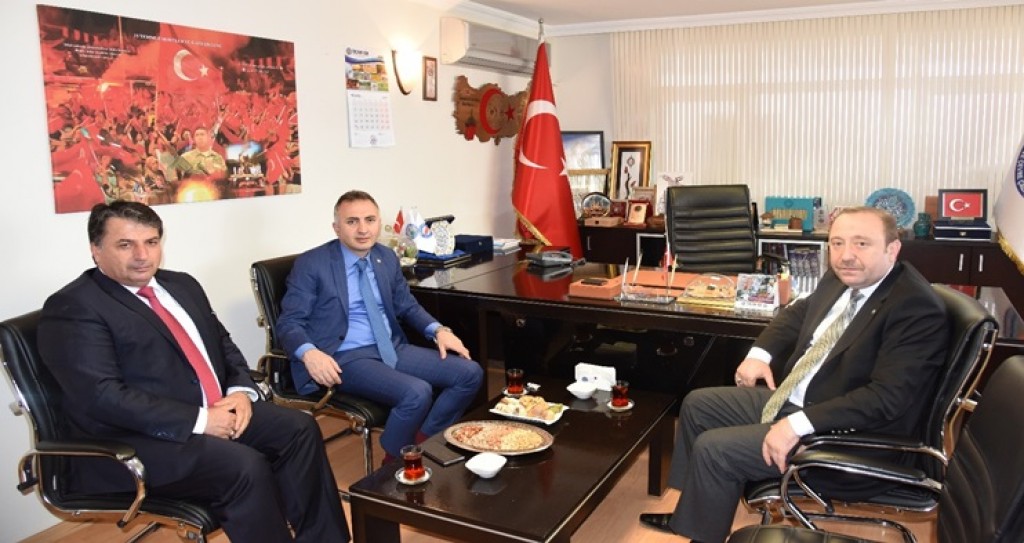 Genel Başkan Öztürk ve TKDK Başkanı Kalender Çalışanların Taleplerini Görüştü