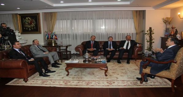 TOÇ BİR-SENden Bakan Eroğluna Ziyaret