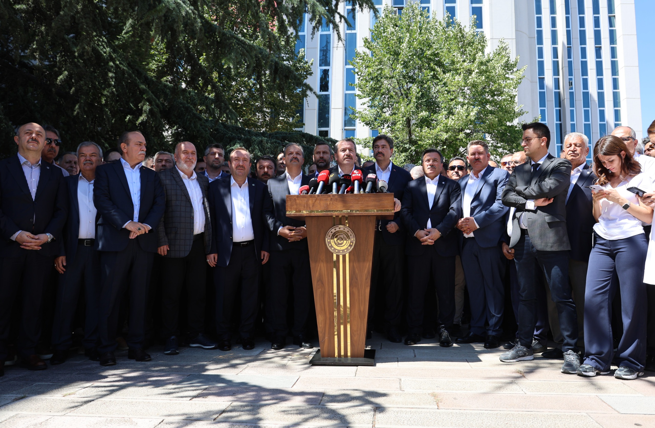 “Memurun Emeğini Yok Sayan Teklifi Reddediyoruz”