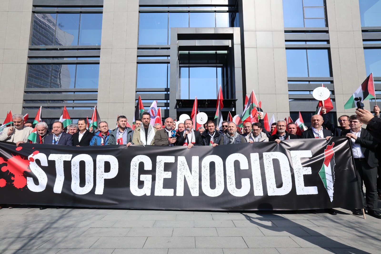 Memur-Sen Gönüllüleri Sumud Filosu'na Uğurlandı